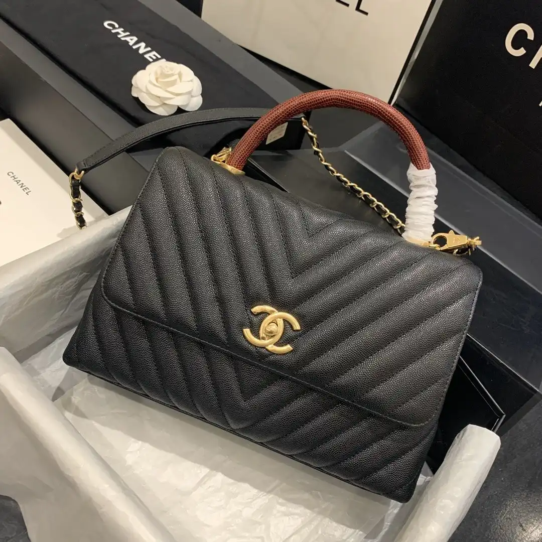 Firstbag Ru CHANEL COCO HANDLE BAG