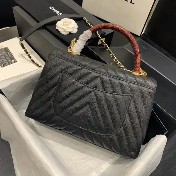 Firstbag Ru CHANEL COCO HANDLE BAG