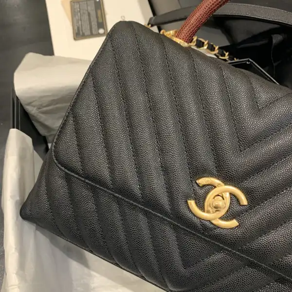 CHANEL COCO HANDLE BAG