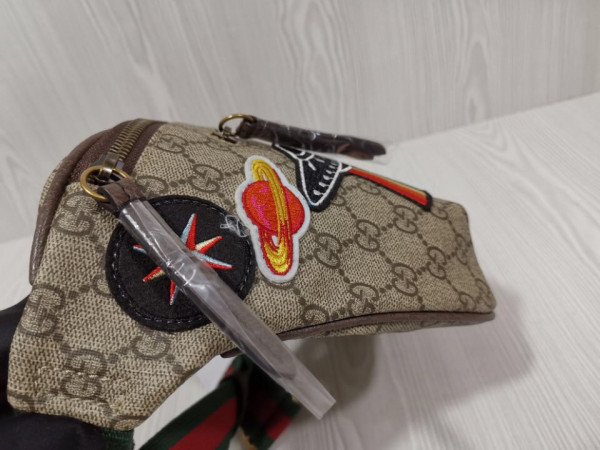 HOT SALE Gucci Courrier GG belt bag