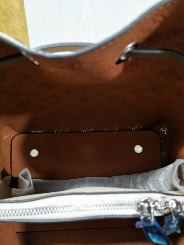 LOUIS VUITTON MURIA