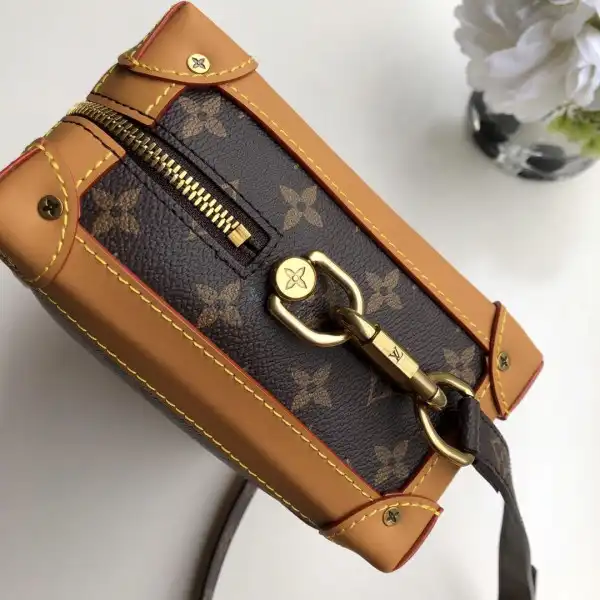 First bag ru LOUIS VUITTON BOX