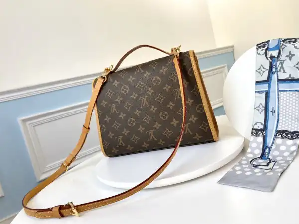 First bag ru LOUIS VUITTON IVY