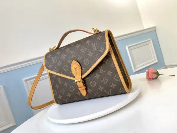 First bag ru LOUIS VUITTON IVY