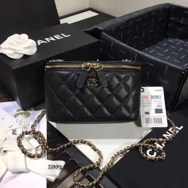 CHANEL VANITY CASE