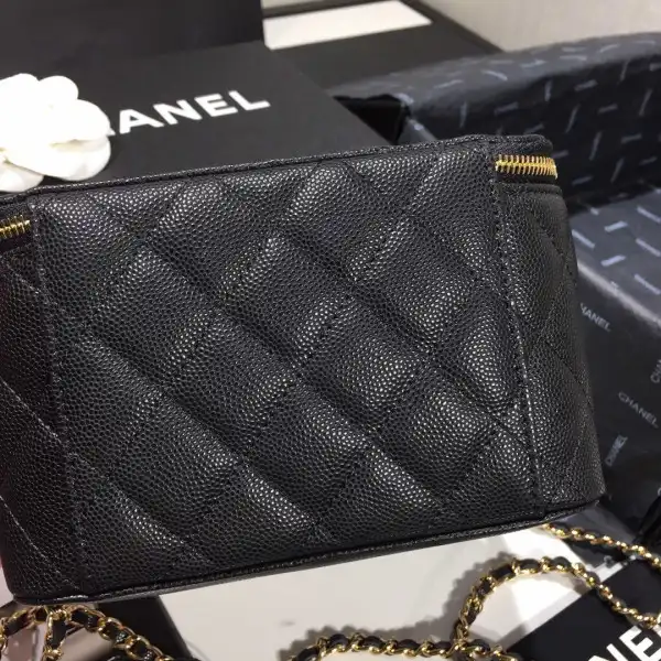 CHANEL VANITY CASE