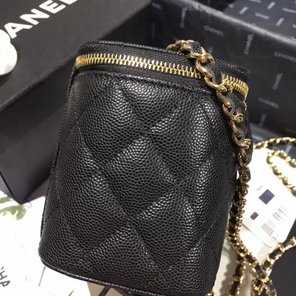 CHANEL VANITY CASE