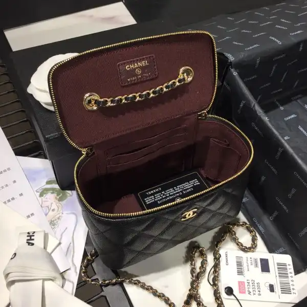 CHANEL VANITY CASE