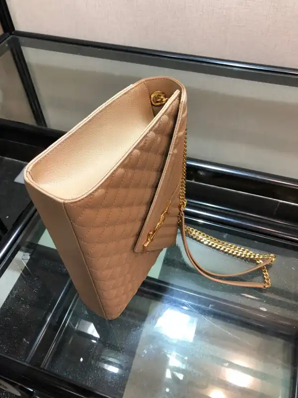 First Bag Ru YSL ENVELOPE LARGE BAG