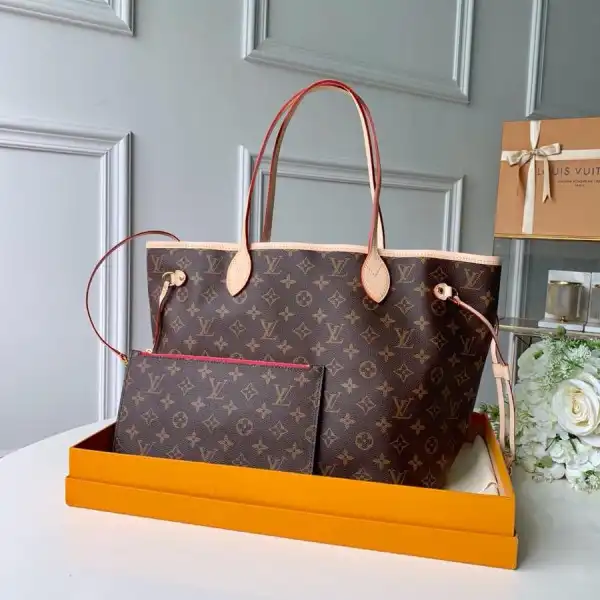 Louis Vuitton Neverfull MM