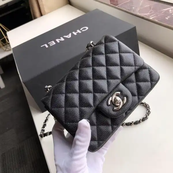 CHANEL FLAP BAG 17CM