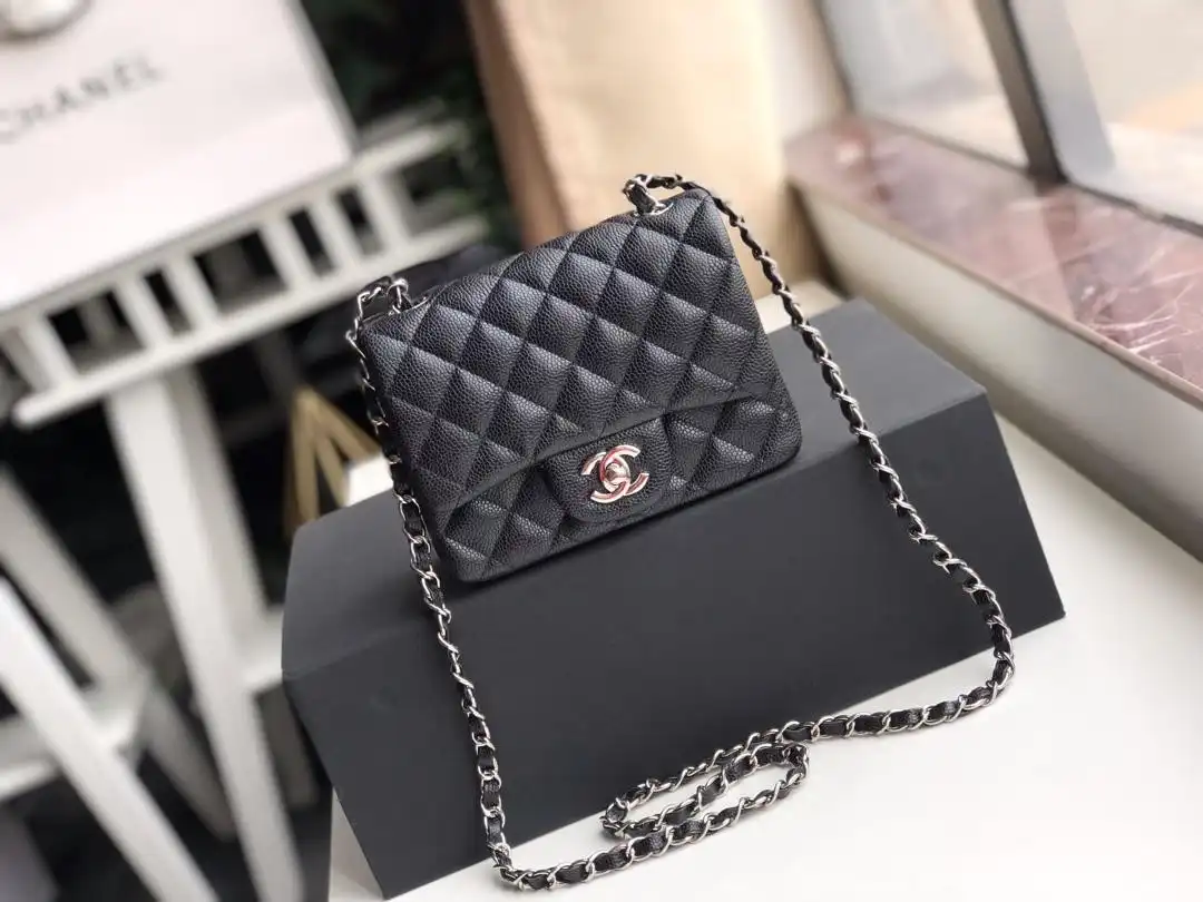 CHANEL FLAP BAG 17CM