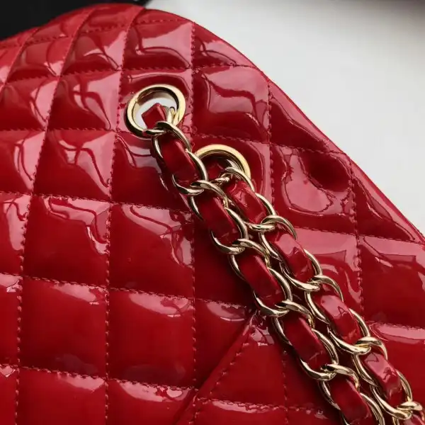 CHANEL FLAP BAG 2.55