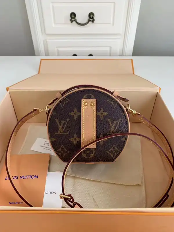 Bagsoffer LOUIS VUITTON MINI BOITE CHAPEAU