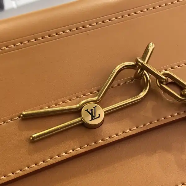 Firstbag Ru LOUIS VUITTON STEAMER PM