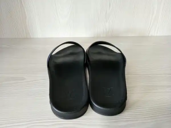 Bagsoffer yupoo LOUIS VUITTON SLIPPERS