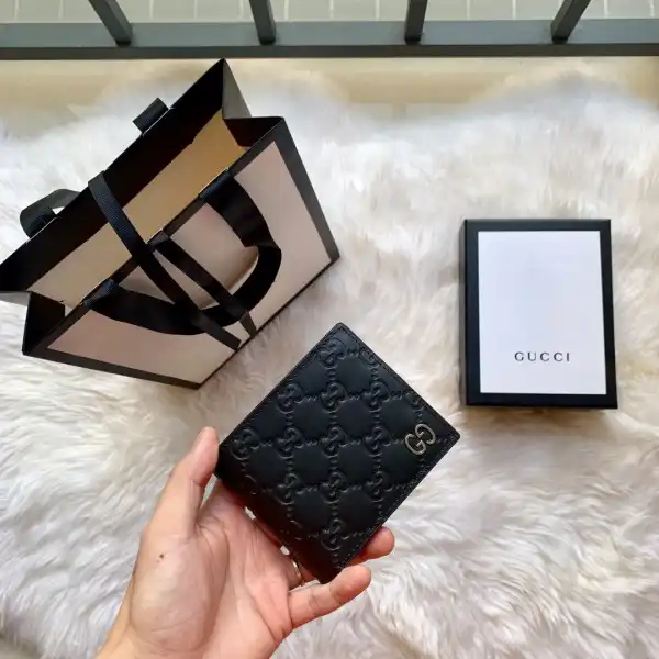 Affordable GUCCI WALLET