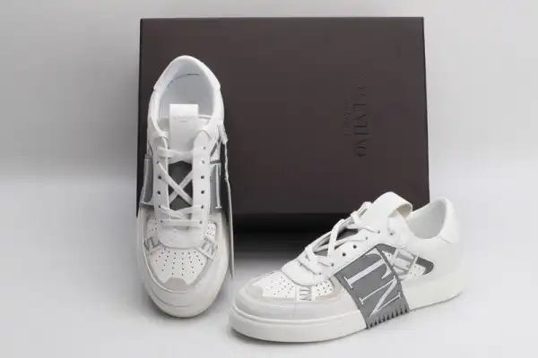 VALENTINO VL7N SNEAKER