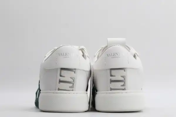 First bag ru VALENTINO VL7N SNEAKER