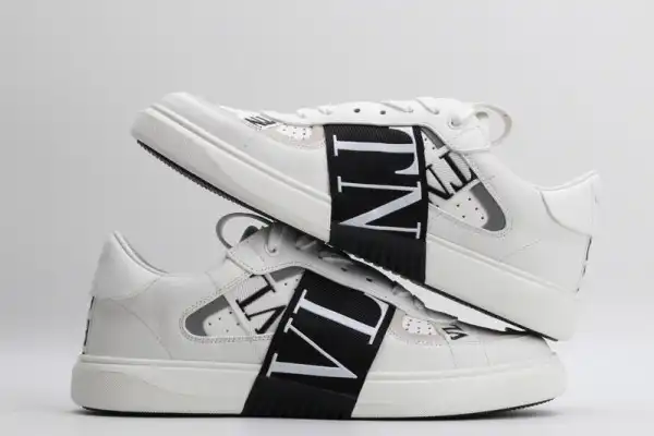 VALENTINO VL7N SNEAKER