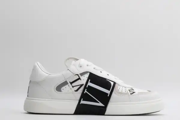 VALENTINO VL7N SNEAKER