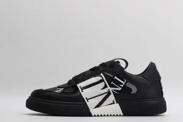 VALENTINO VL7N SNEAKER