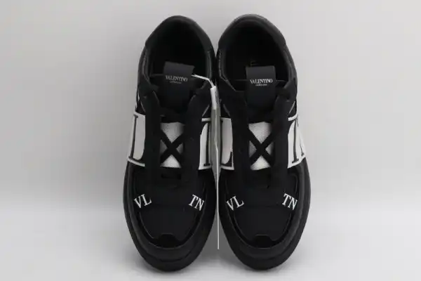 VALENTINO VL7N SNEAKER