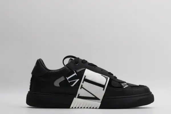 VALENTINO VL7N SNEAKER