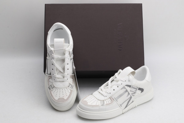 [FREE SHIPPING] VALENTINO VL7N SNEAKER