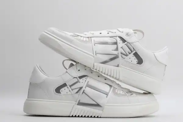 VALENTINO VL7N SNEAKER