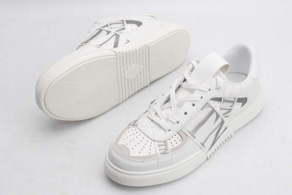 [FREE SHIPPING] VALENTINO VL7N SNEAKER