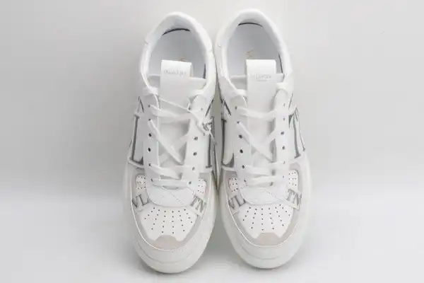 VALENTINO VL7N SNEAKER