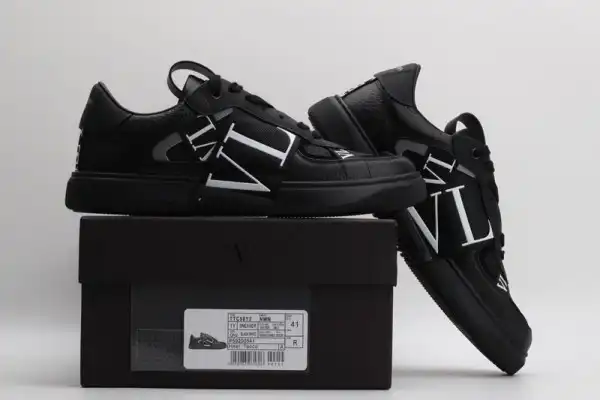 VALENTINO VL7N SNEAKER