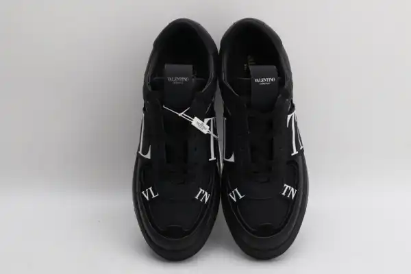 Yupoo bagsoffer VALENTINO VL7N SNEAKER