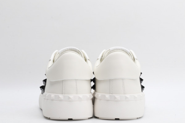 HOT SALE VALENTINO ROCKSTUD UNTITLED SNEAKER WITH TONAL STUDS