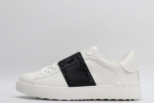 HOT SALE VALENTINO ROCKSTUD UNTITLED SNEAKER WITH TONAL STUDS