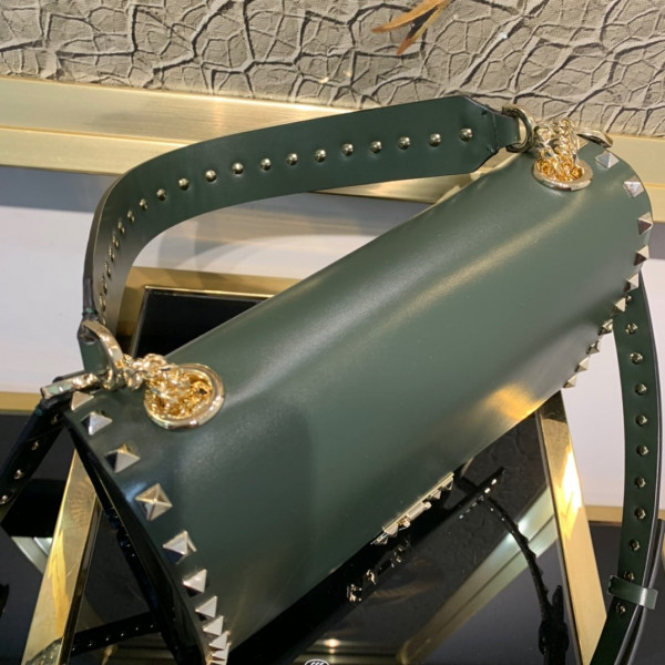 HOT SALE VALENTINO ROCKSTUD SMOOTH CALFSKIN CROSSBODY BAG