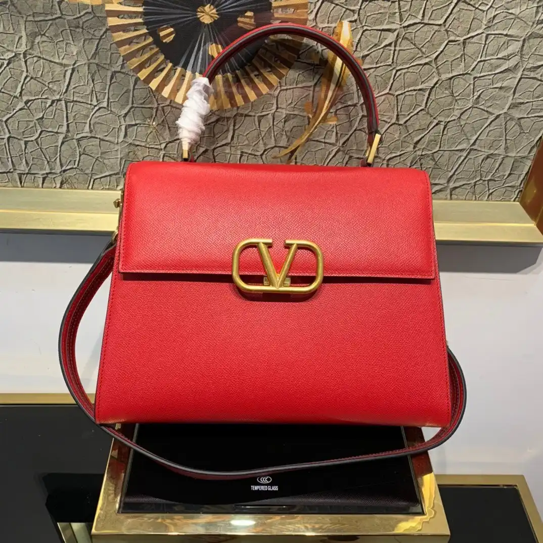 Frstbag ru VALENTINO VSLING GRAINY CALFSKIN HANDBAG