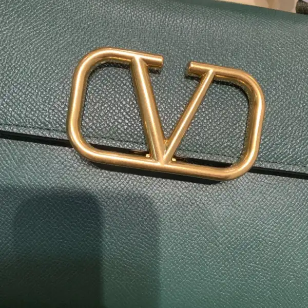 VALENTINO SMALL VSLING GRAINY CALFSKIN HANDBAG