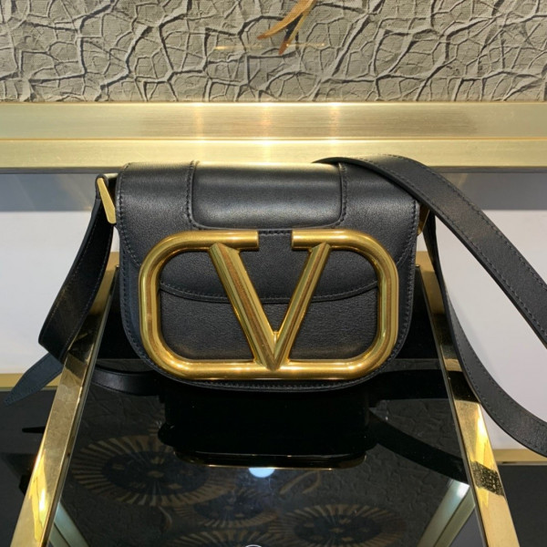 HOT SALE VALENTINO SMALL SUPERVEE CALFSKIN CROSSBODY BAG