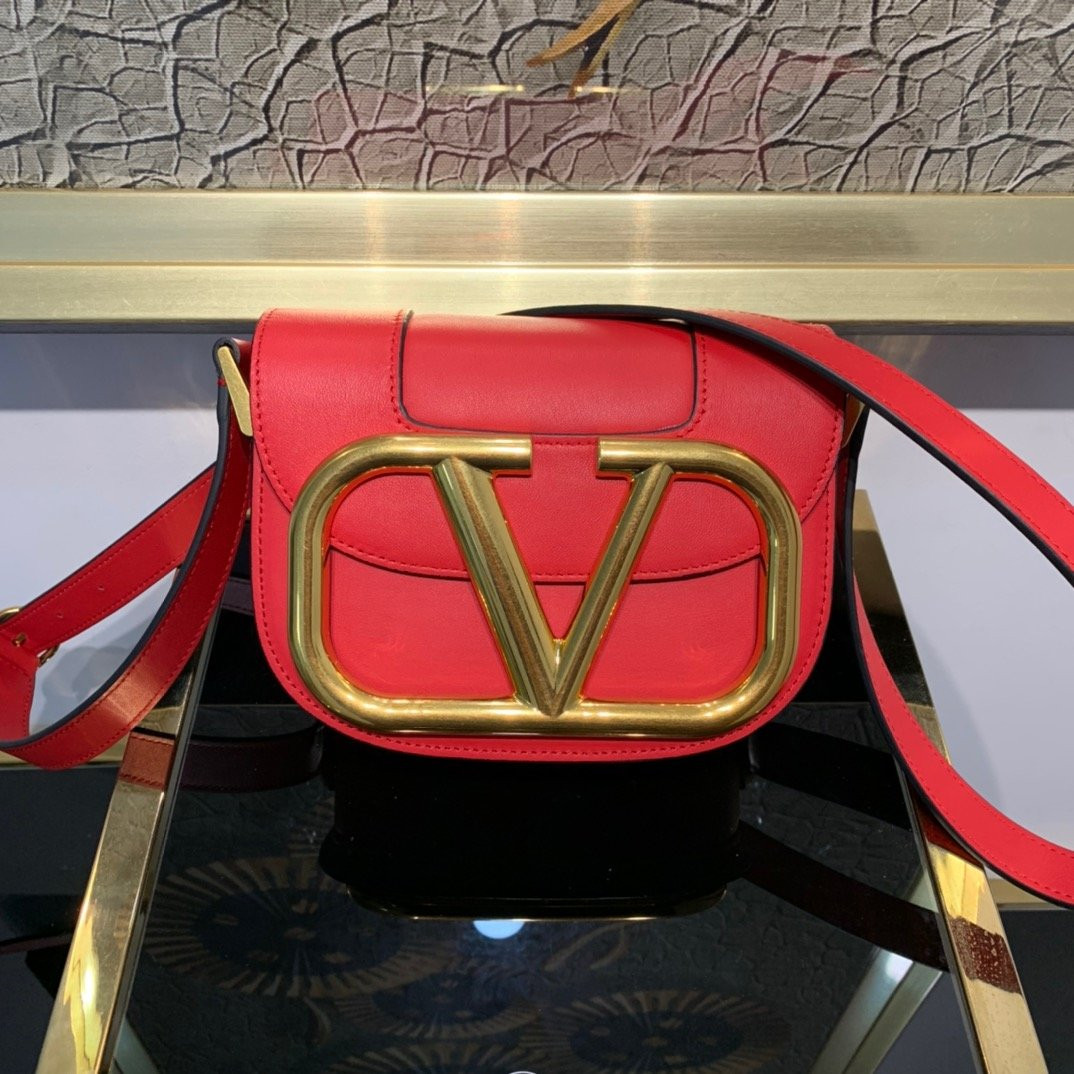 HOT SALE VALENTINO SMALL SUPERVEE CALFSKIN CROSSBODY BAG