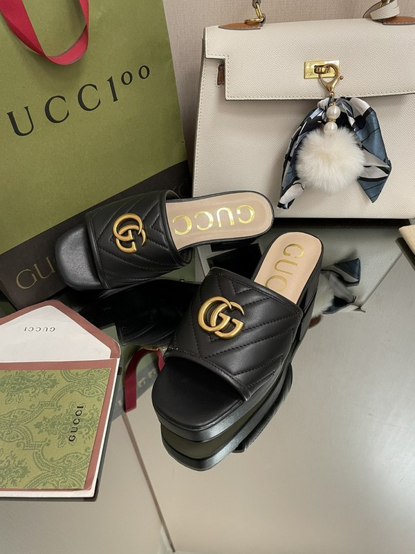 HOT SALE GUCCI WOMEN'S DOUBLE G THONG SANDAL