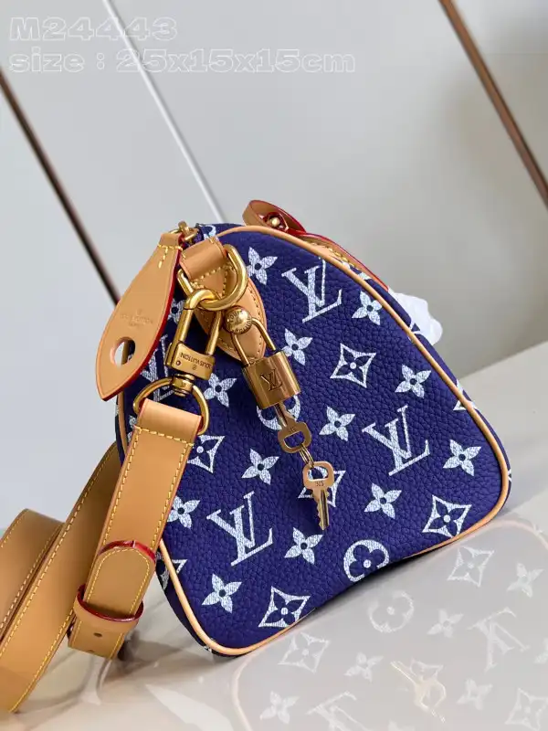 Repladies offers premium fake Louis bags at unbeatable prices. Our products are cheap because we focus on direct sales Louis Vuitton SPEEDY 25