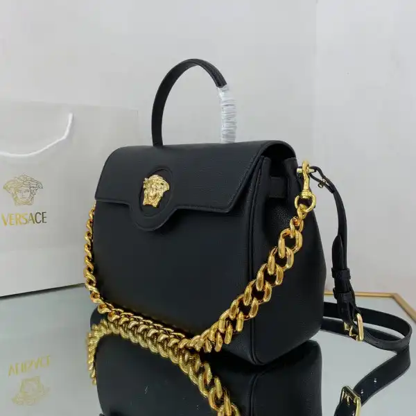 Bagsoffer VERSACE LA MEDUSA LARGE HANDBAG