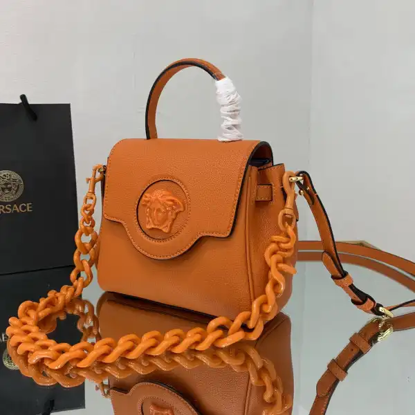 Frstbag ru VERSACE LA MEDUSA SMALL HANDBAG