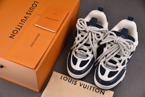 HOT SALE LOUIS VUITTON SNEAKERS