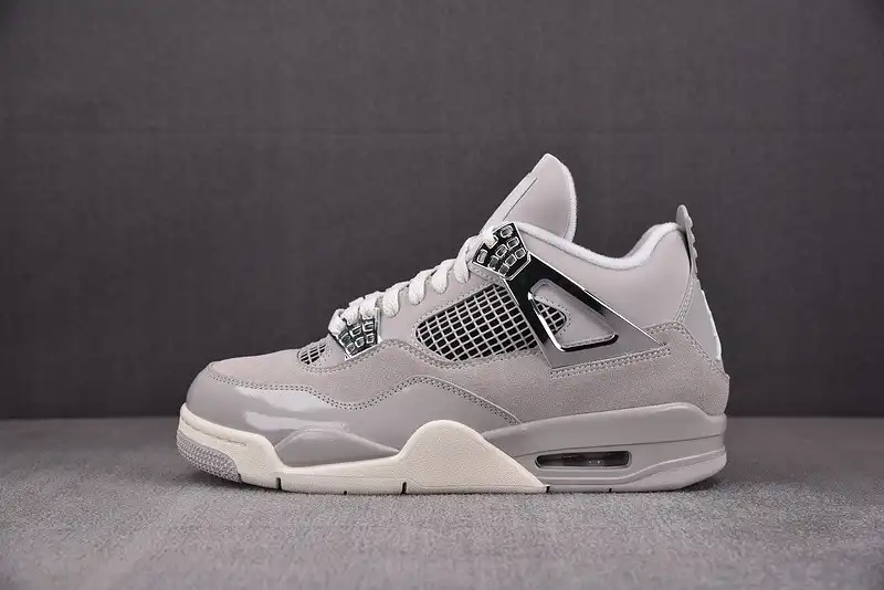 AIR JORDAN 4 FROZEN MOMENTS AQ9129-001