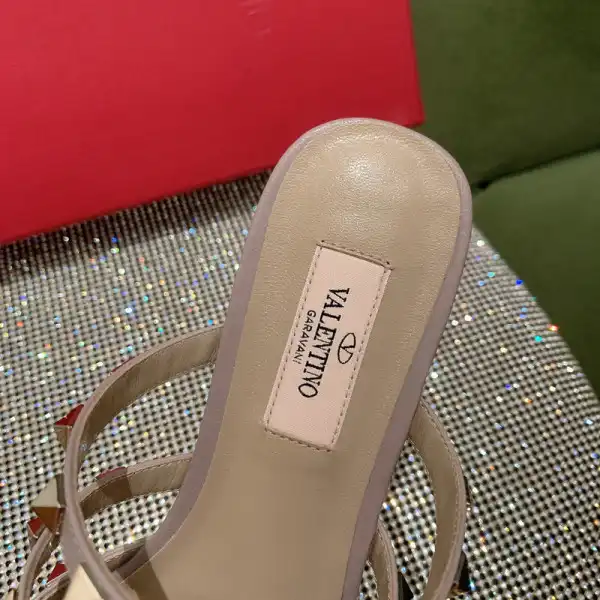 VALENTINO MULES