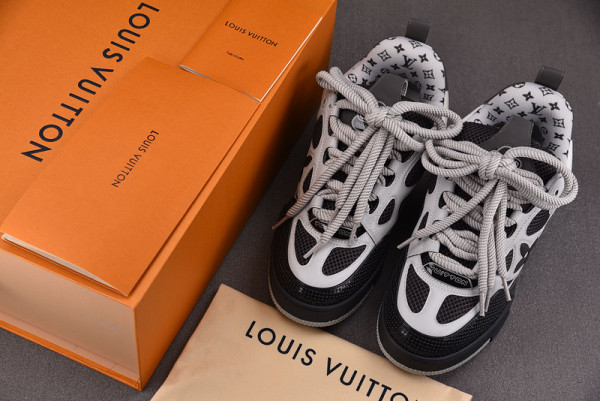 HOT SALE LOUIS VUITTON SNEAKERS