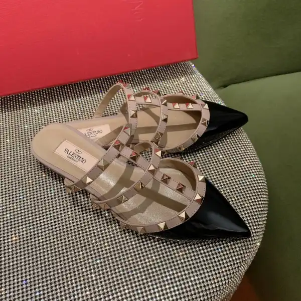 First bag ru VALENTINO MULES